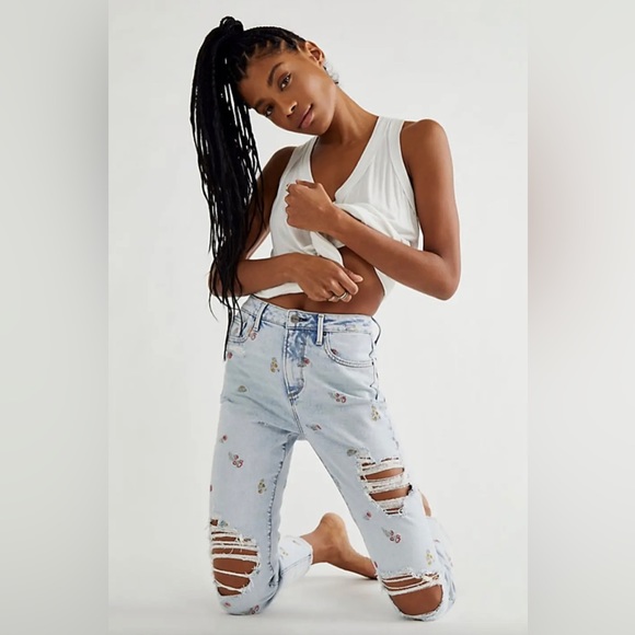 Free People x Driftwood Embroidered Mom Jeans Size 31 - Picture 2 of 6